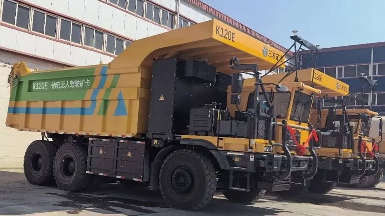 Truk Tambang Listrik Sodium-ion Pertama Dunia Meluncur di China